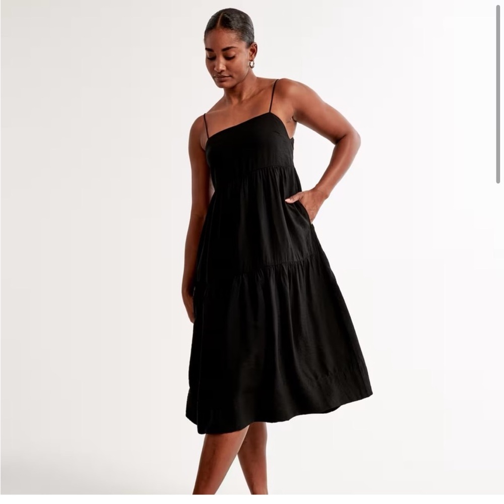 NWT Abercrombie &‎ Fitch tiered trapeze midi dress black strappy pockets small